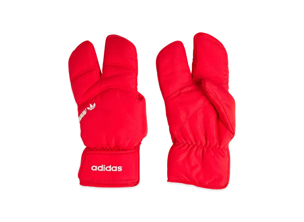 海外抽選中｜Avavav × adidas Originals Superstar Superfinger