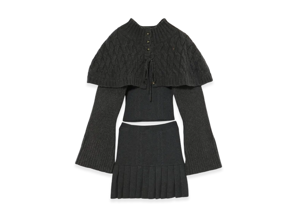 ANDMARY Snow cape knit set up "Gray"
