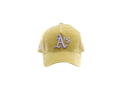 atmos x NEW ERA Exclusive 9FORTY Oakland Athletics Velvet "Yellow"