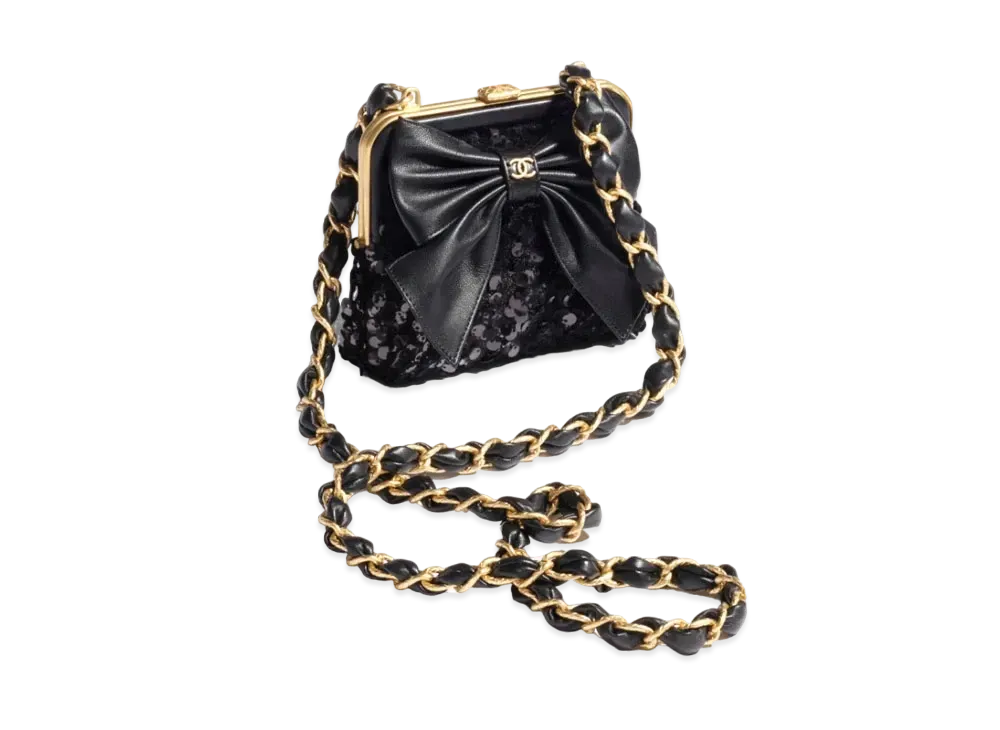 CHANEL Clutch with Chain Tweed, Sequins & Gold-Tone Metal "Black"