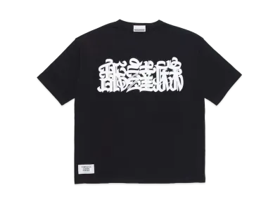 APHRODITEGANG Casper x Bud Spool NAMEDARUMA Print S/S Tee "Black"