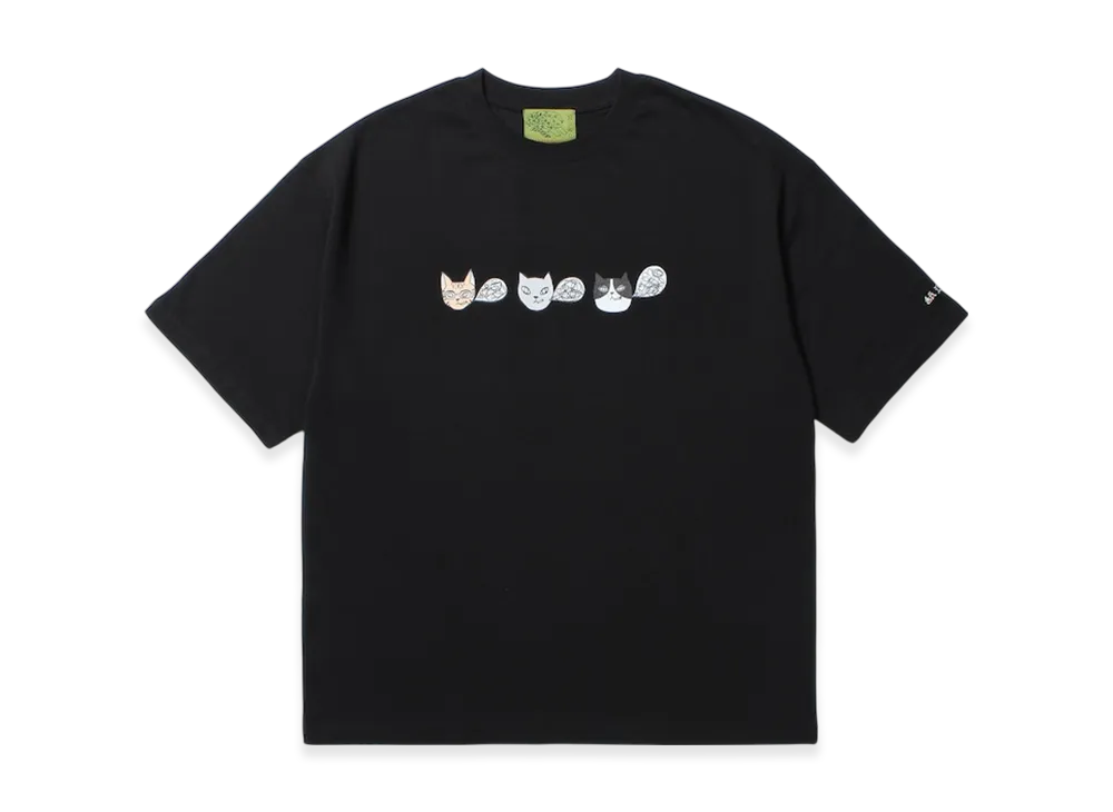APHRODITEGANG NOKO x BUDSPOOL Namedaruma Cat S/S Tee "Black"