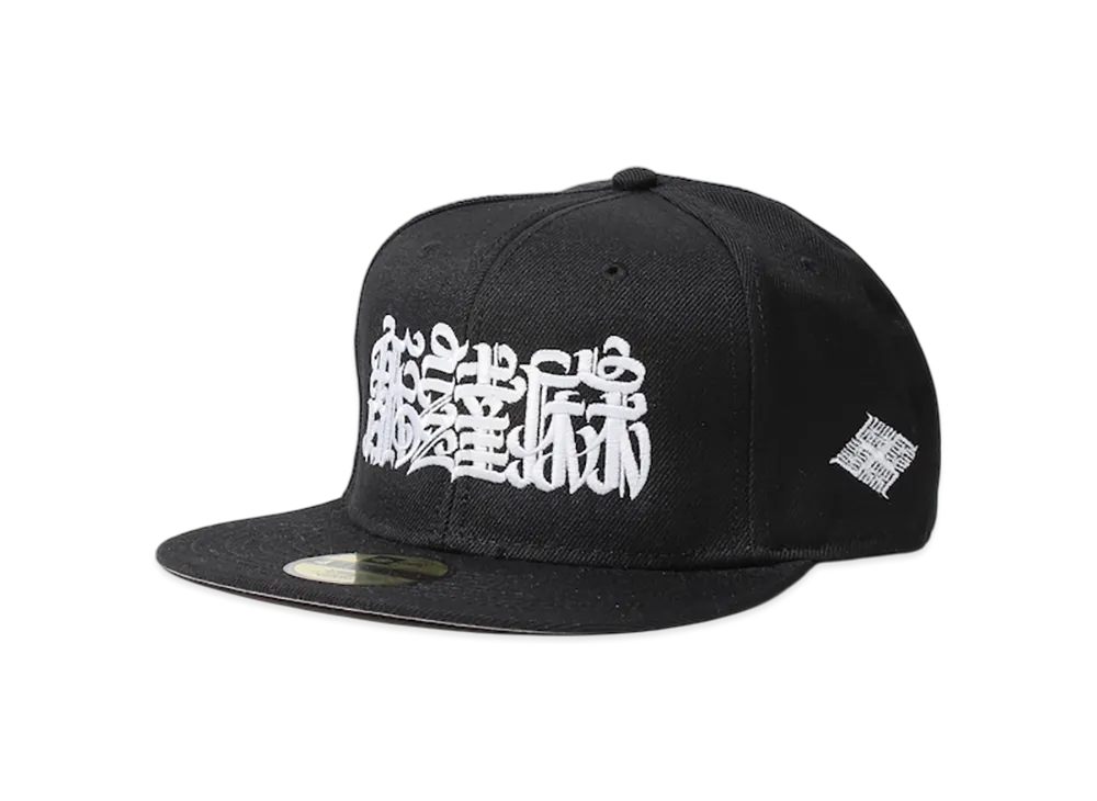 APHRODITEGANG Namedaruma Snapback Cap "Black/White"