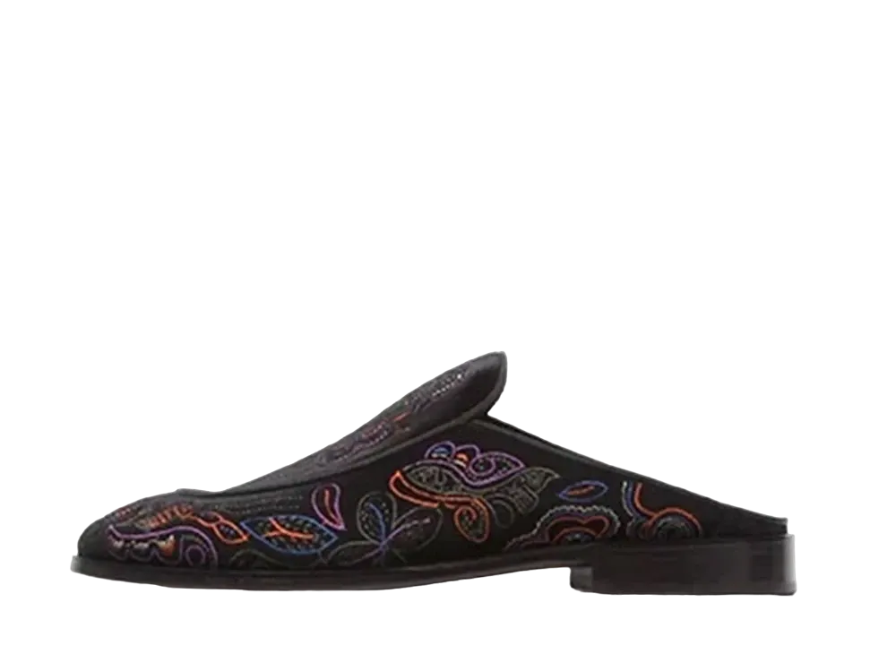 ANGELO RUFFO 黒い刺繍ローファー 39 ANGELO RUFFO ローファー - メルカリ