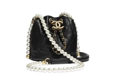 CHANEL Matelasse Pearl Chain Shoulder Bag "Black"