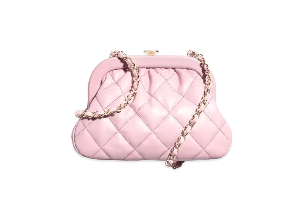 CHANEL Clutch Lambskin & Gold-Tone Metal "Light Pink"