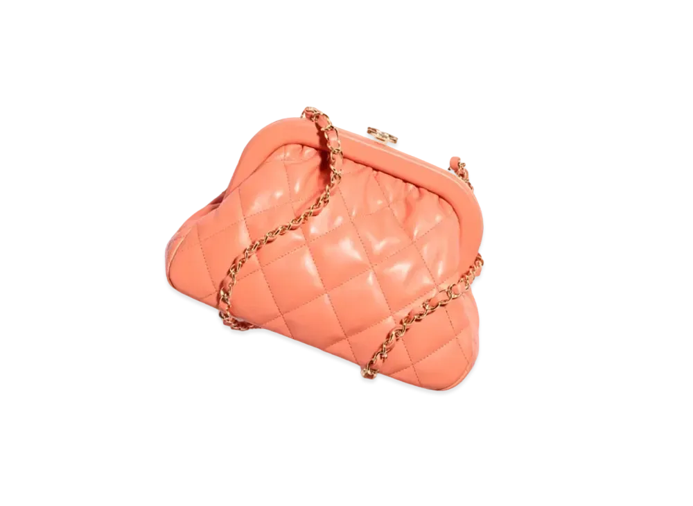 CHANEL Clutch Lambskin "Coral"