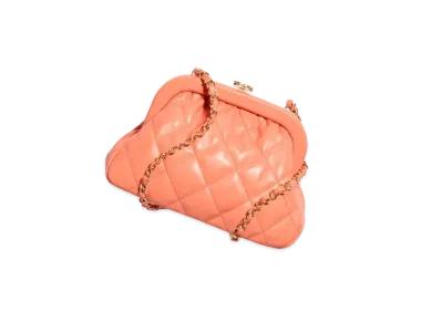 CHANEL Clutch Lambskin "Coral"