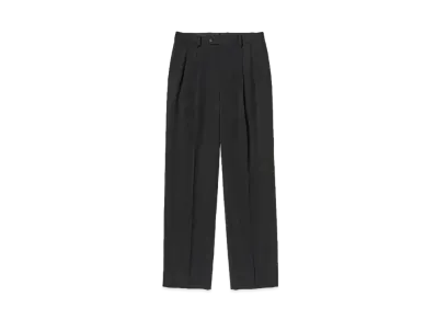 AURALEE Light Wool Max Gabardine Two-Tuck Slacks "Top Black"