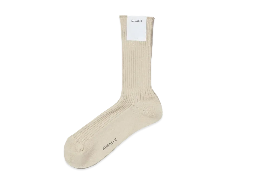AURALEE Giza High Gauge Socks "Beige"