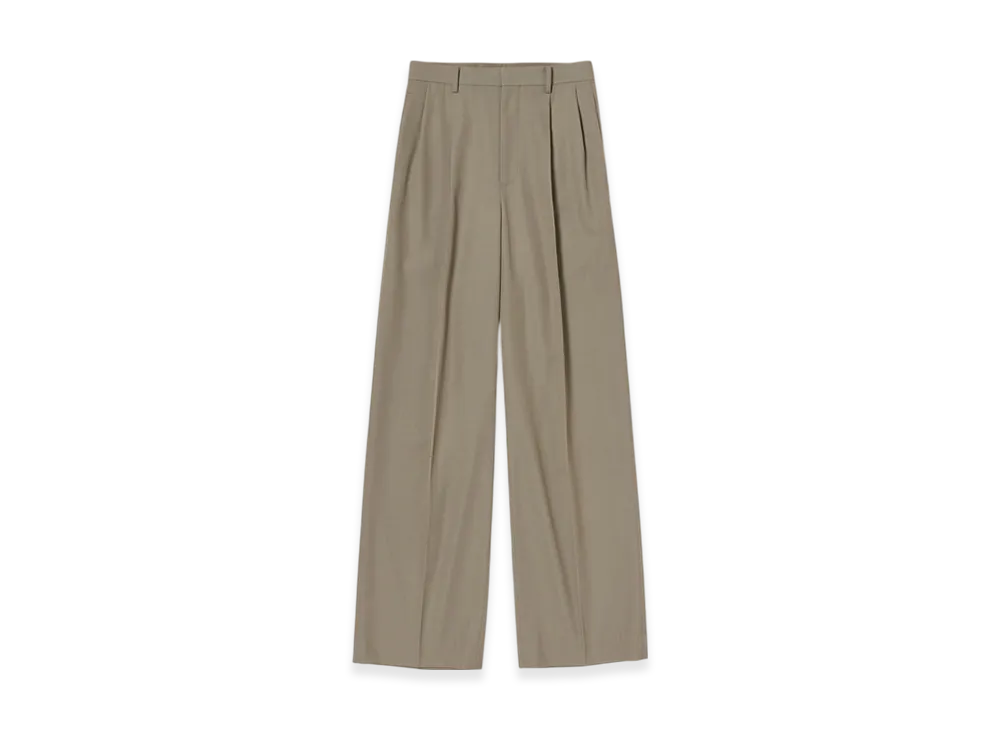 AURALEE Women's Light Wool Max Gabardine Two-Tuck Slacks "Khaki Chambray"