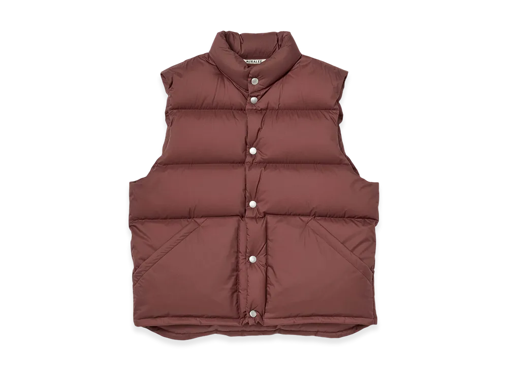 AURALEE Super Light Nylon Ripstop Down Vest "Burgundy"