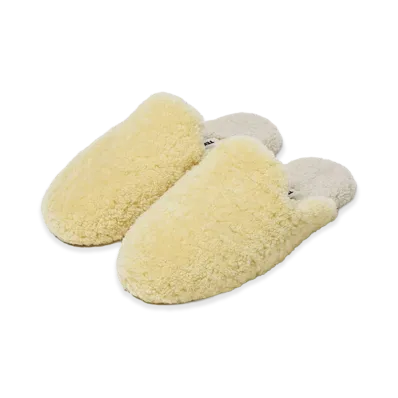 AURALEE x TEKLA Shearling Home Slippers "Lichen"