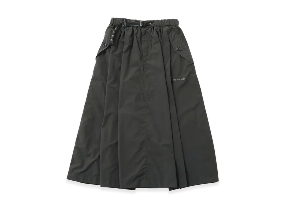 and wander Women's Oversized Cargo Skirt "Charcoal"