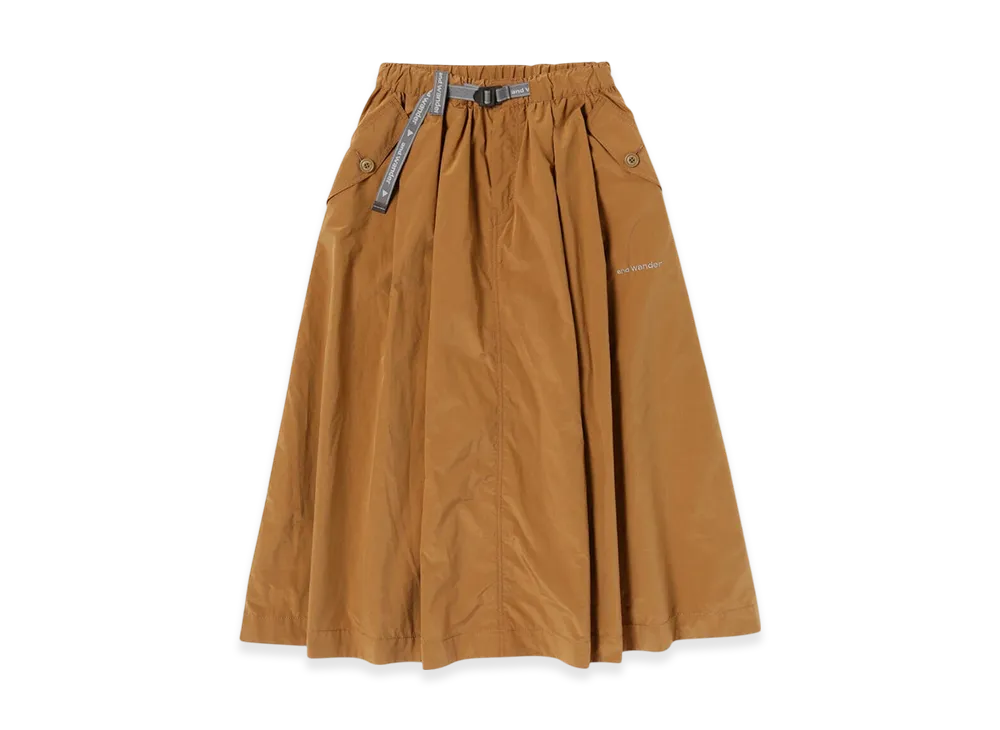 and wander Oversized Cargo Skirt (W) "Light Brown"