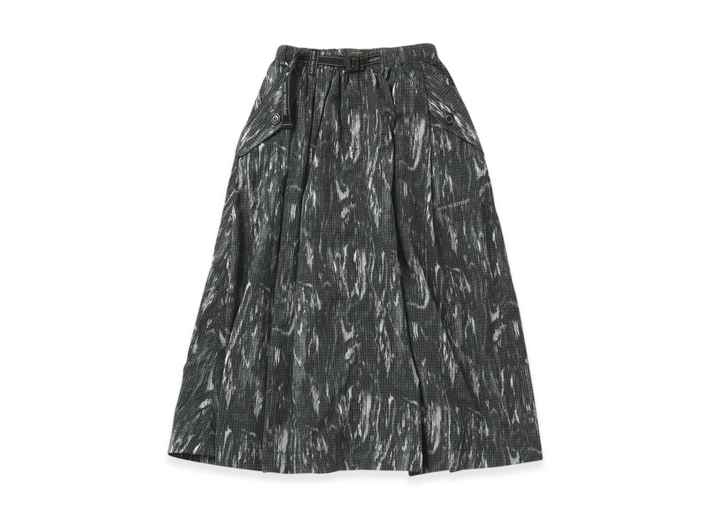 and wander Printed Ripstop Cargo Skirt (W) "Black"
