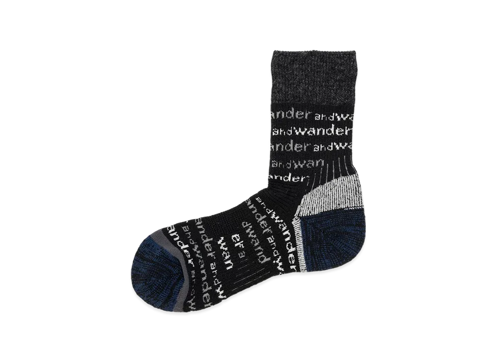 and wander Wool Socks "Black"