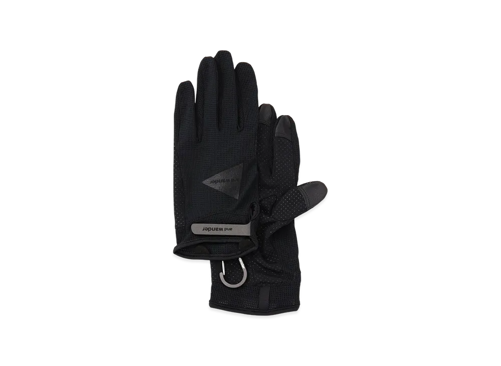 and wander Stretch Mesh Glove "Black"