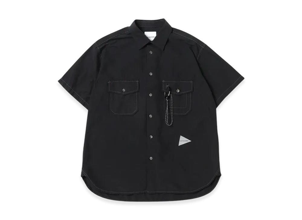 アンドワンダー コーデュラ タイプライター SS シャツ "ブラック"
