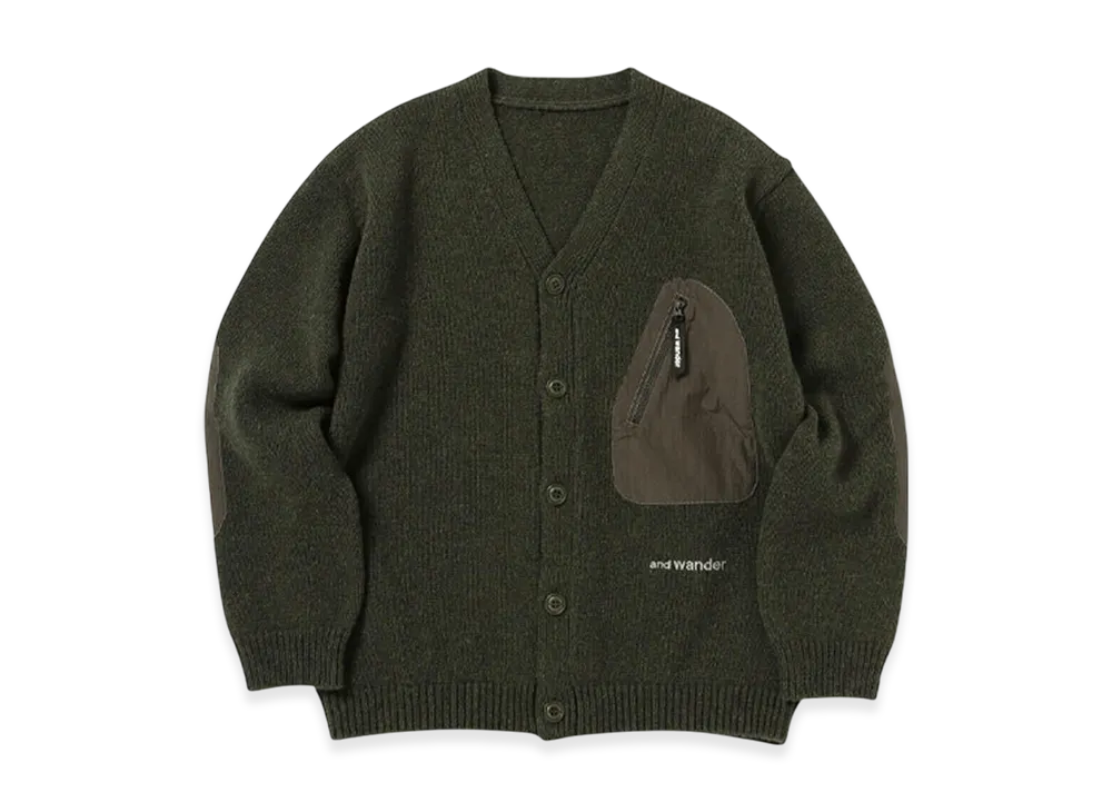 and wander Shetland Wool Cardigan "Khaki"