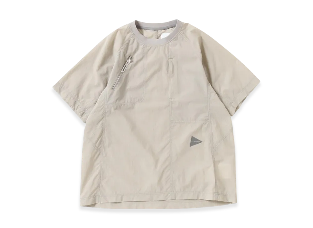 and wander Stretch Rip Pullover "Light Beige"