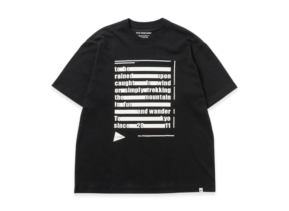 and wander Typography Printed SS T "Black"