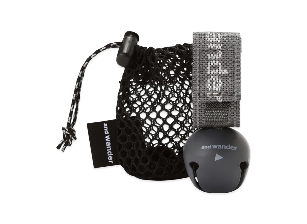 and wander Bear Bell "Charcoal"