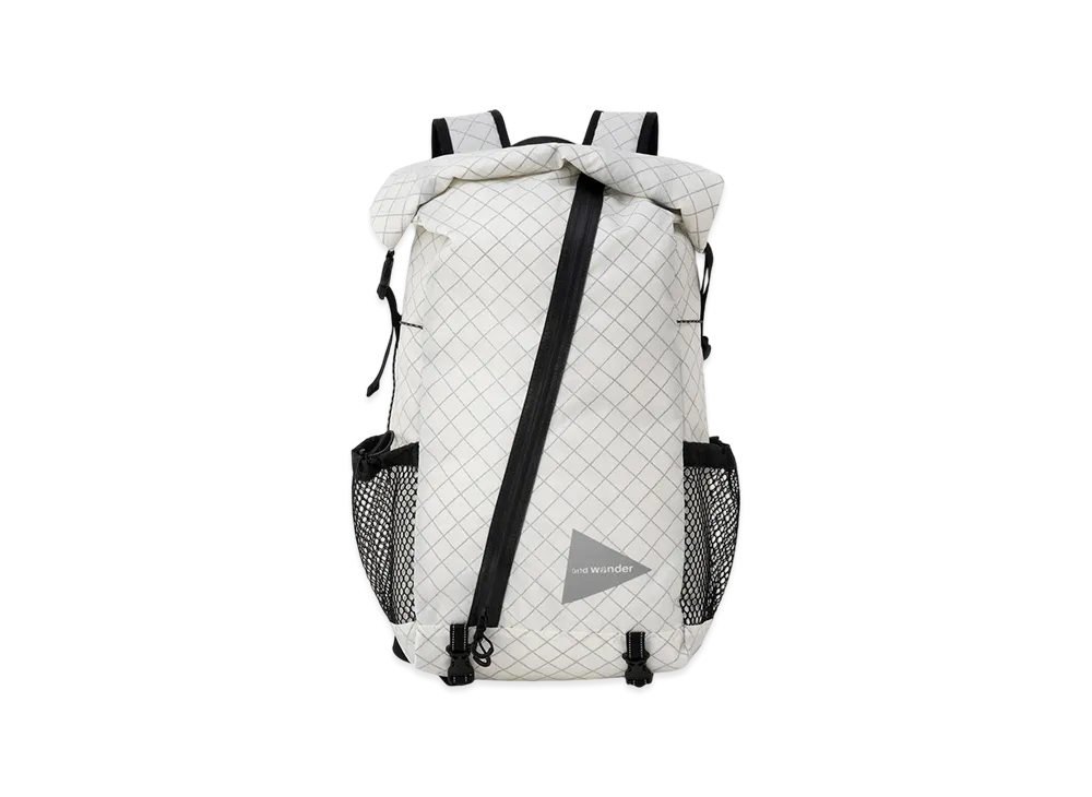 and wander Ecopak 18L Backpack "Off White"