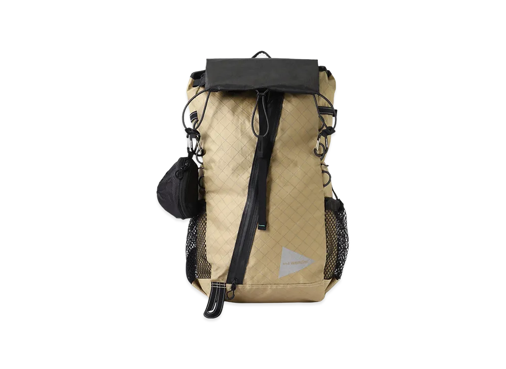 and wander Ecopak 30L Backpack "Beige"