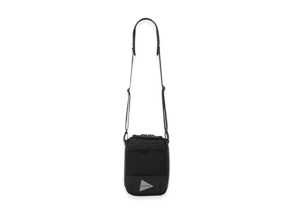 and wander Ecopak Sholder Pouch "Black"