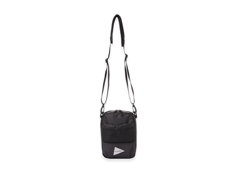 and wander Ecopak Sholder Pouch "Black"