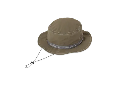 and wander JQ Tape Hat "Khaki"