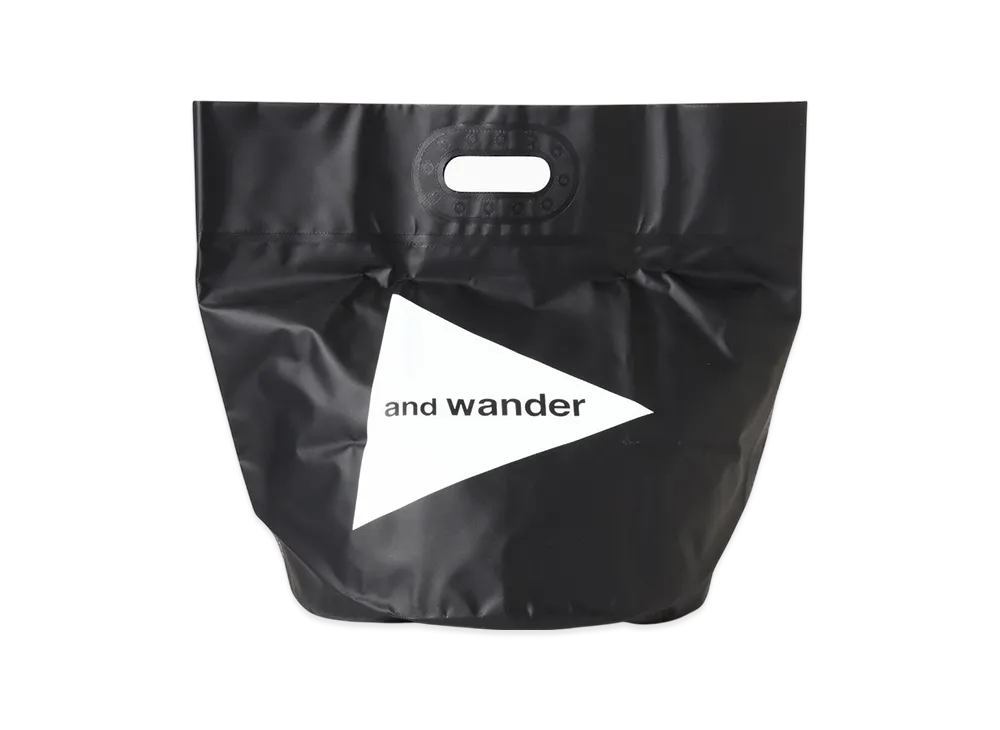 and wander Storage Bucket 35L "Black"