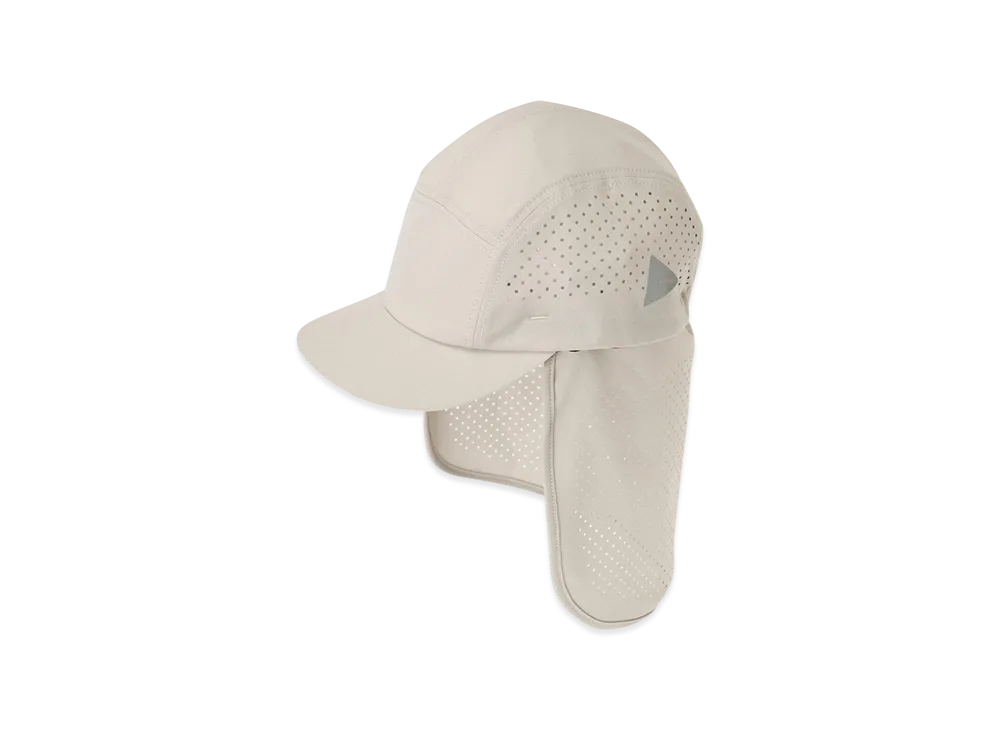 and wander Tech Cap "Beige"