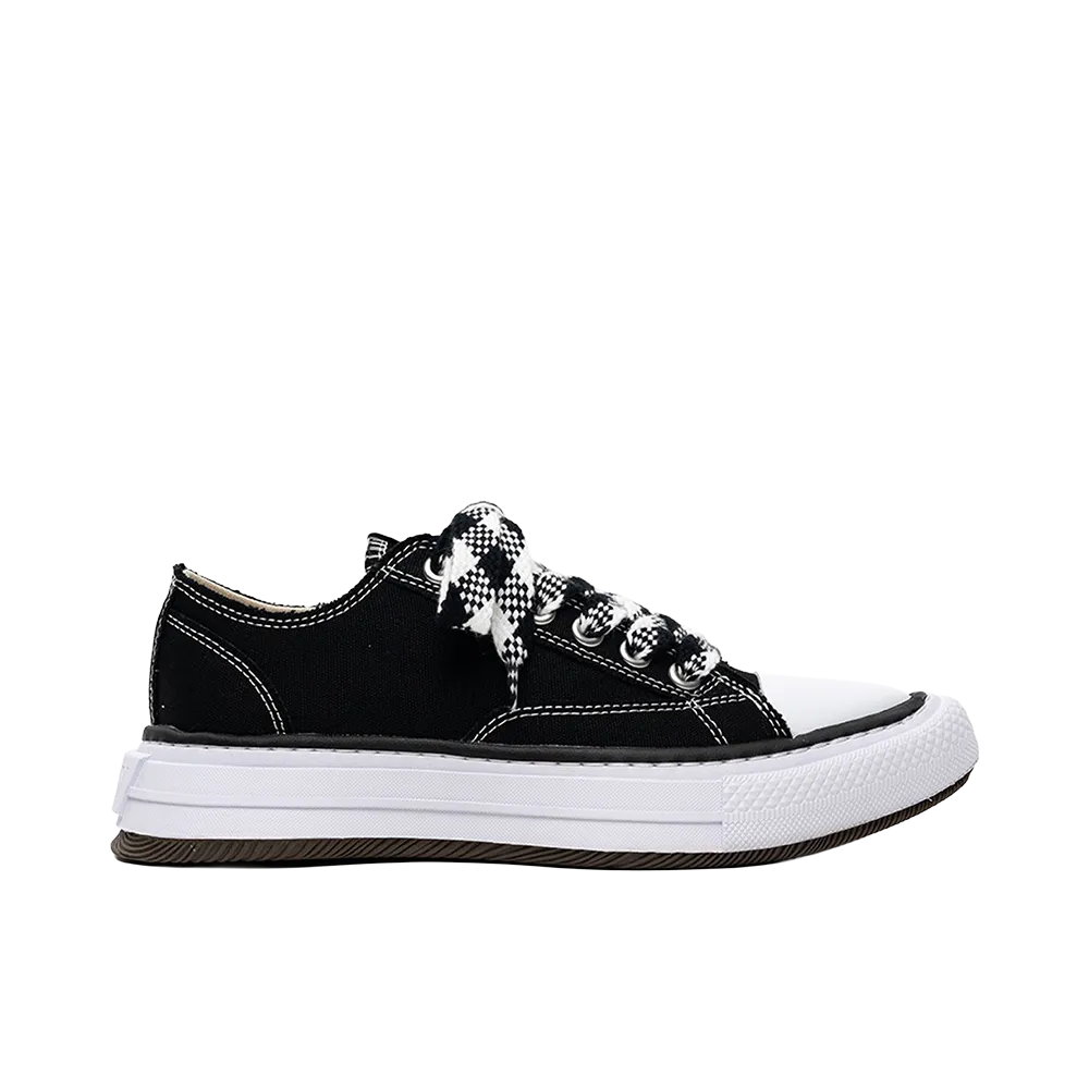 Maison MIHARA YASUHIRO Women's YUCCA OG Sole Canvas Low-top Sneakers "Black"