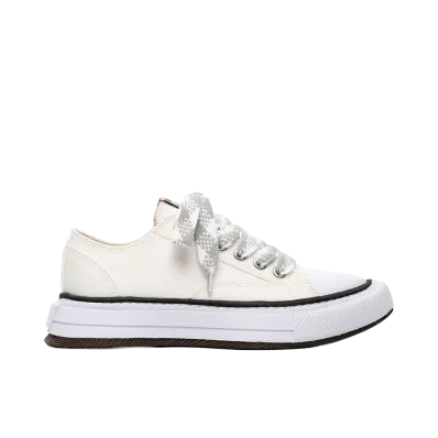 Maison MIHARA YASUHIRO Women's YUCCA OG Sole Canvas Low-top Sneakers "White"