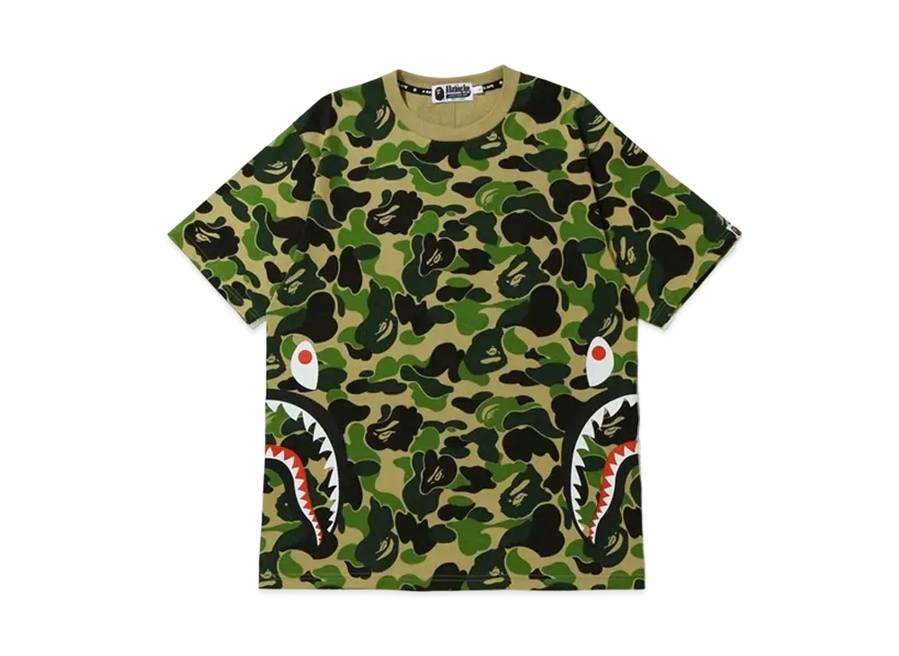 A BATHING APE ABC Camo Side Shark Tee "Green"