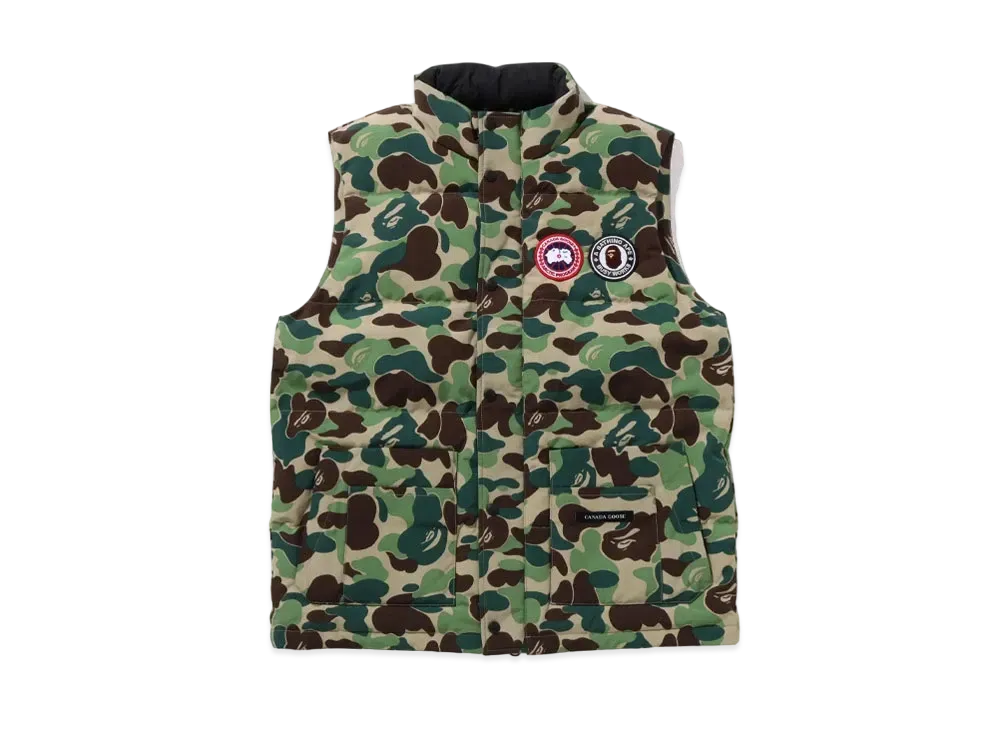 美品✨ カナダグース エイプ ダウンスカーフ ダウンマフラー カモフラ グリーン 美品✨ カナダグース エイプ ダウンスカーフ ダウンマフラー