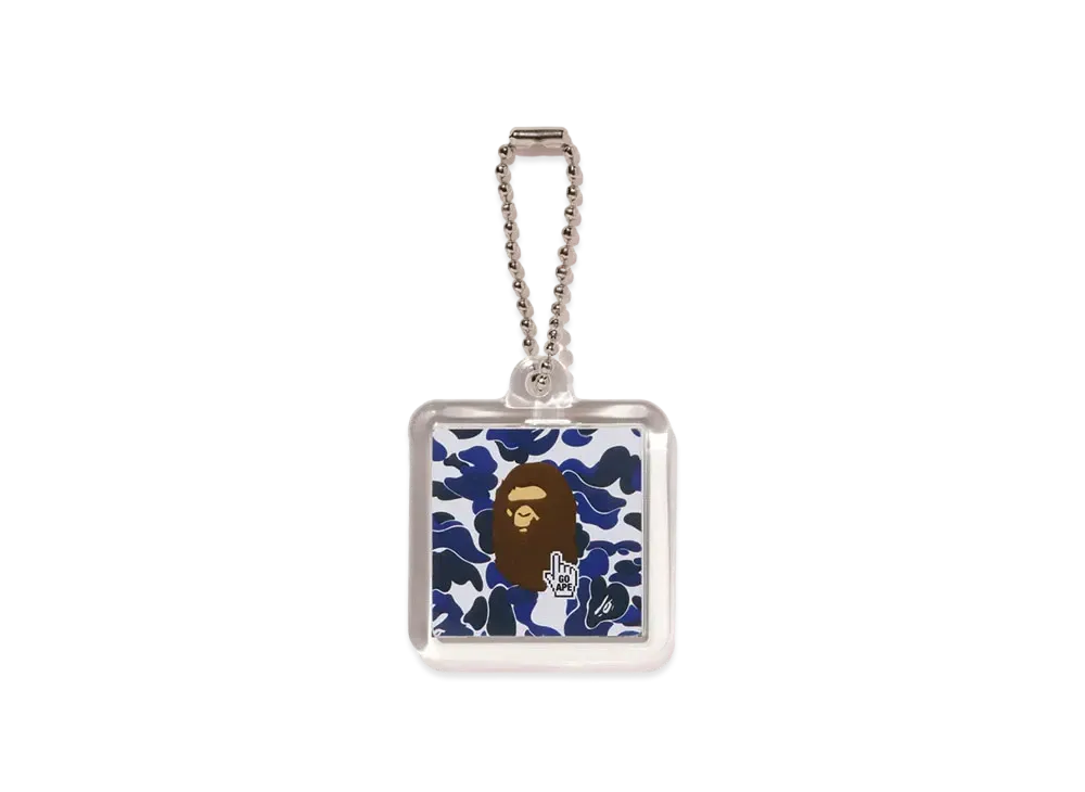 A BATHING APE Bape Camo Go Ape Pointer Keychain "Navy"