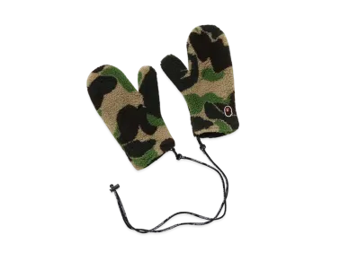 A BATHING APE Ladies ABC Camo Boa Mittens "Green"