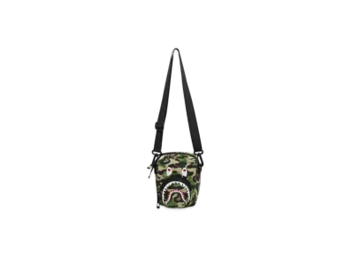 A BATHING APE Abc Camo A BATHING APE Shark Mini Bag "Green"