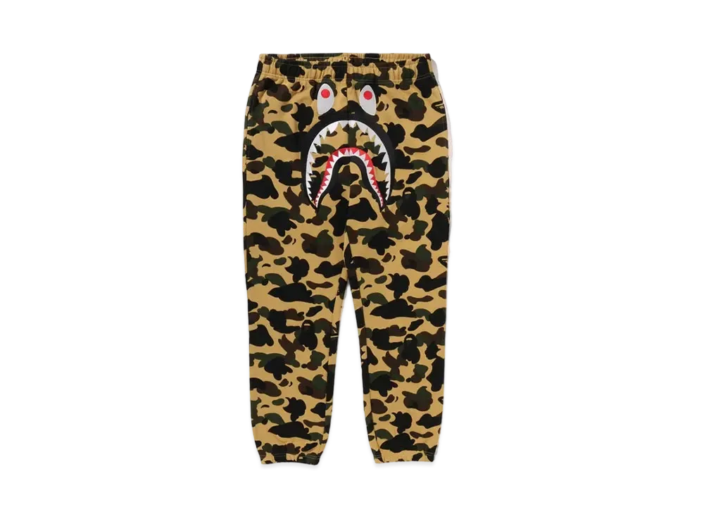 A BATHING APE 1st Camo Shark Sweatpants "Yellow"