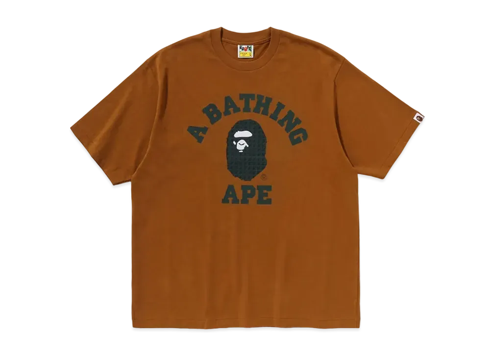 A BATHING APE College Relaxed Fit Tee "Brown"