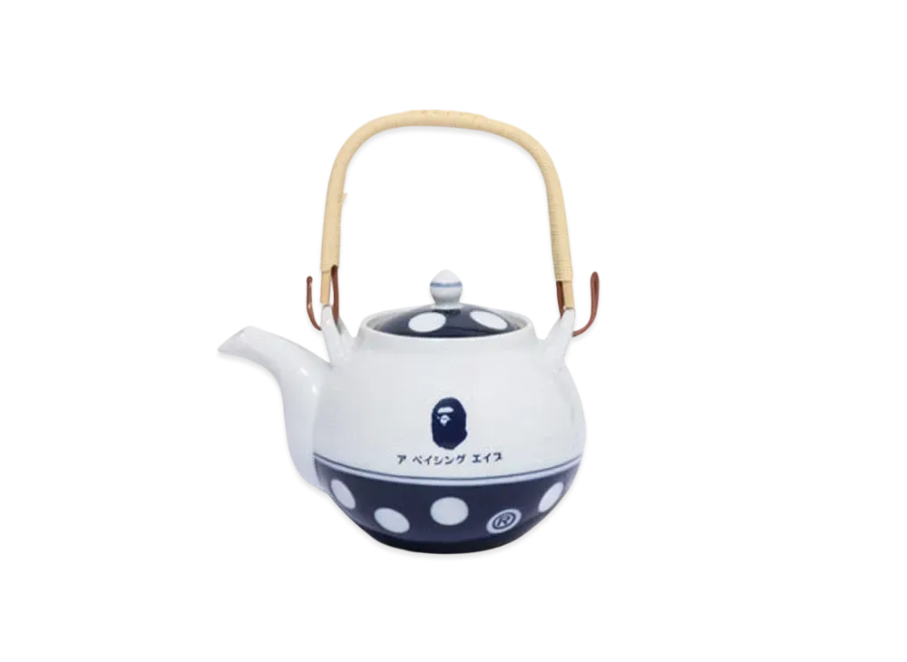 A BATHING APE Porcelain Logo Teapot "White"