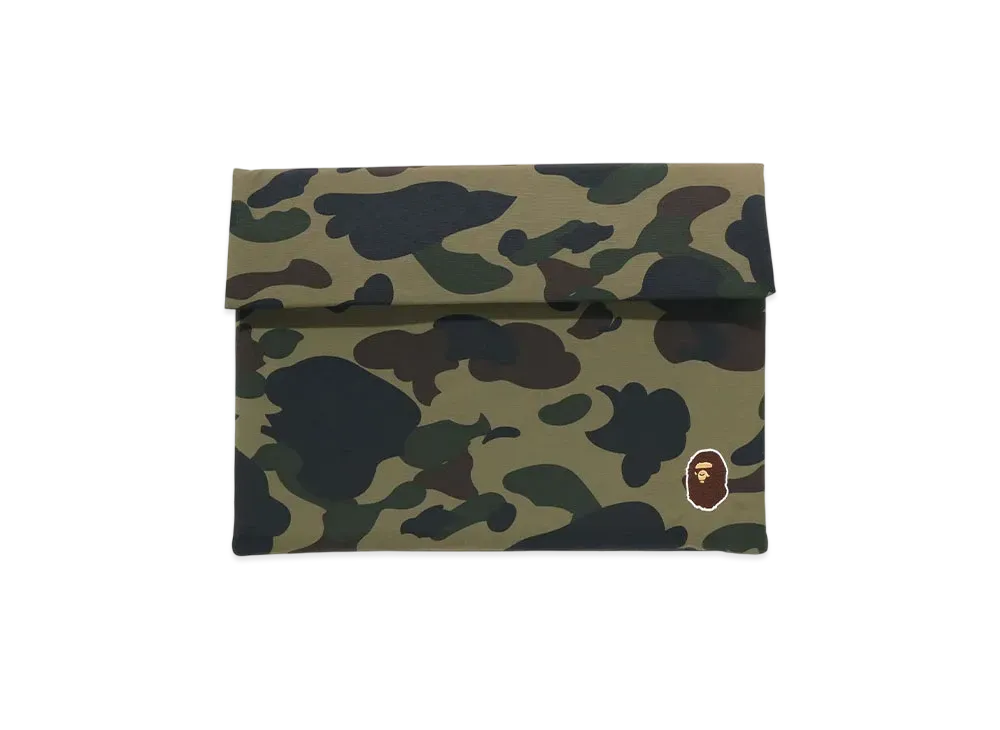 A BATHING APE 1St Camo 15 Inch Pc Case "Green"