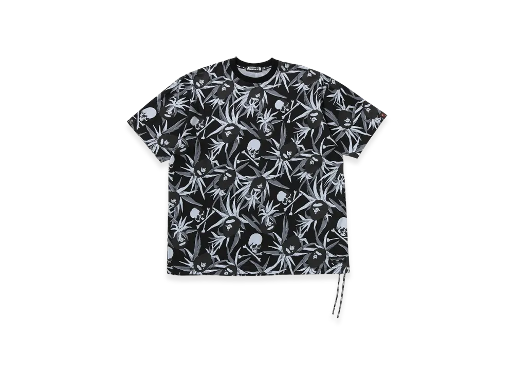 A BATHING APE x mastermind JAPAN Tropical Camo Relaxed Tee "Black"