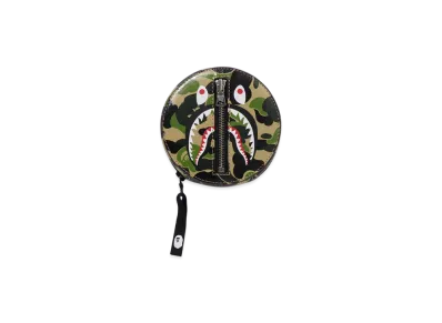 A BATHING APE ABC Camo Shark Coin Case "Green"