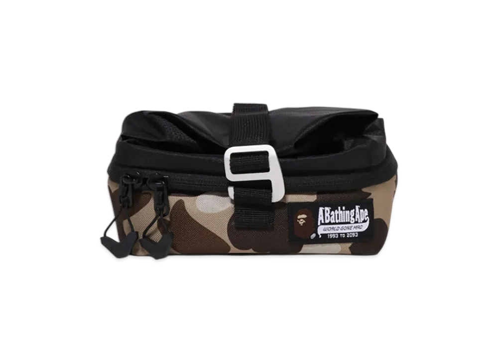 A BATHING APE Bape Camo Bag In Cooler "Beige"