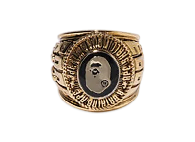 A BATHING APE Bape College Ring "Gold"
