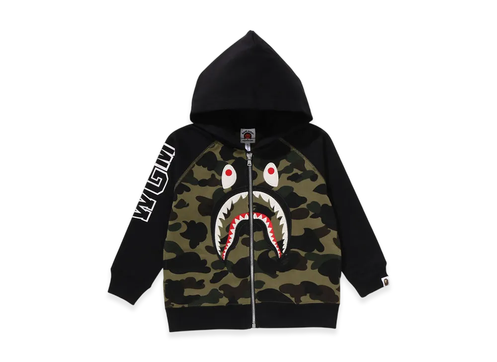A BATHING APE 1st Camo Shark Patch Zip Hoodie "Green"